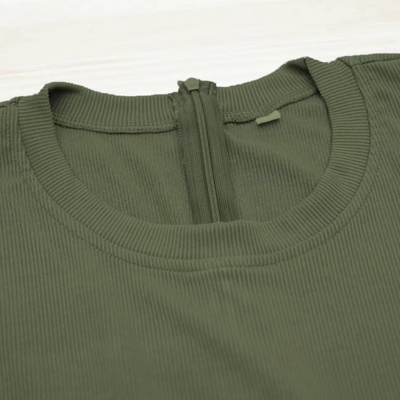 Army Green Women’s Sleeveless Tank Wide-leg Jumpsuit w Pockets and zipper back - Picture 3 of 8